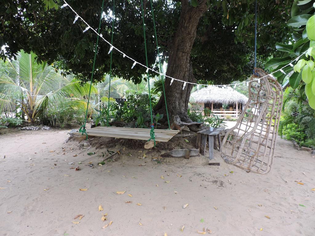 Coco Bay - Arugam Bay Hotel Buitenkant foto