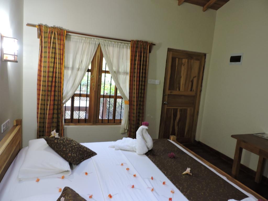 Coco Bay - Arugam Bay Hotel Buitenkant foto