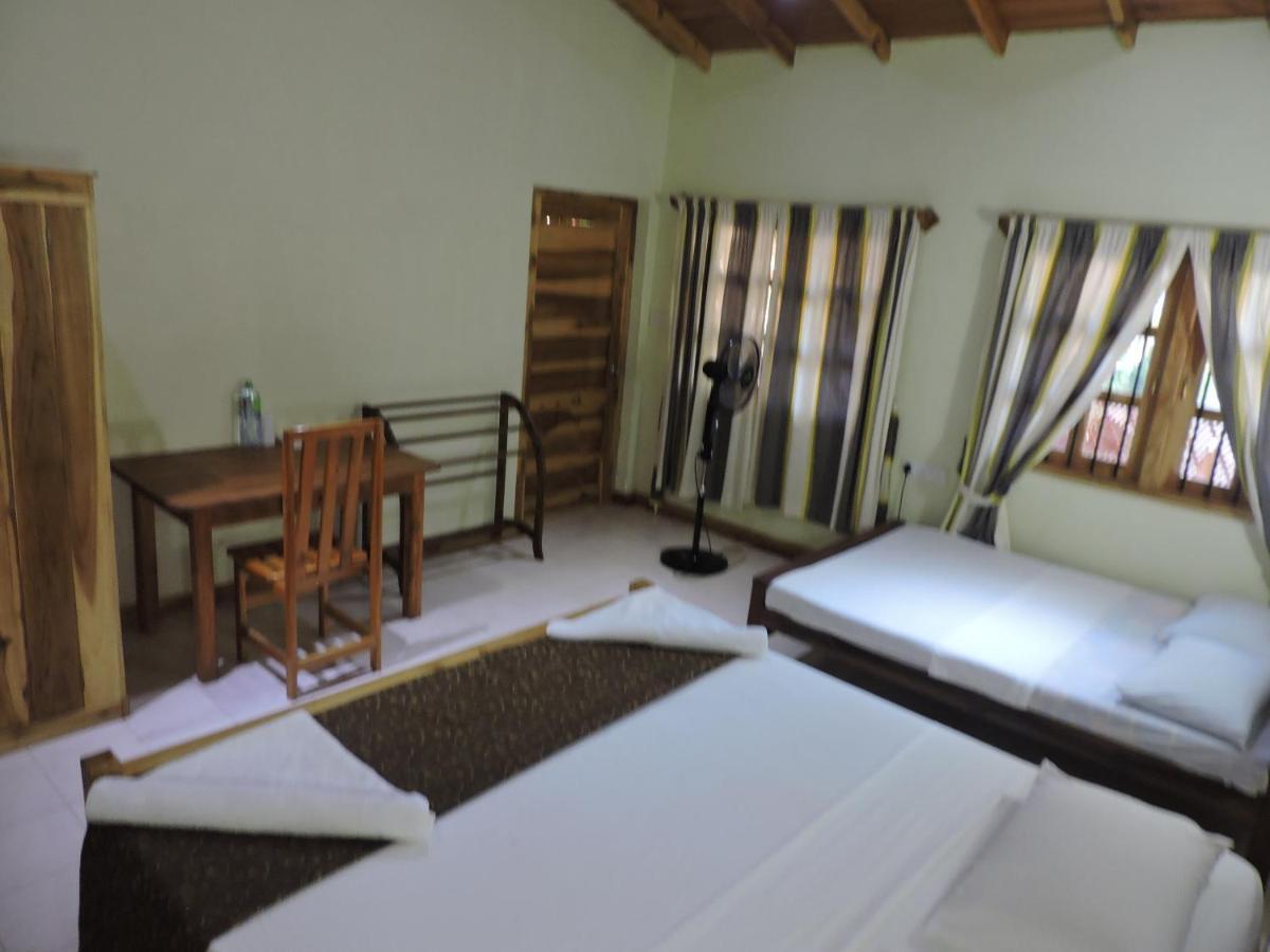Coco Bay - Arugam Bay Hotel Buitenkant foto